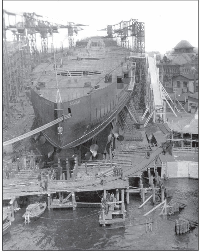 «Измаил» в последние дни перед спуском на воду. 1915 год