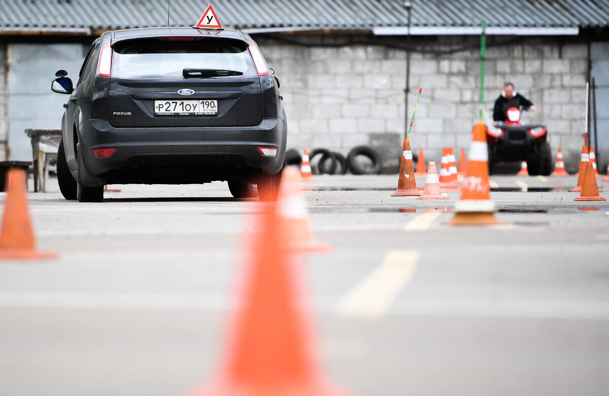 Автошкола контроль. Практика на площадке в автошколе. Автодром автошкола контроль. Автошкола контроль запись на вождение. Автошкола контроль часы вождения.