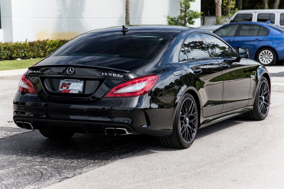 Mercedes CLS 63 AMG Silver