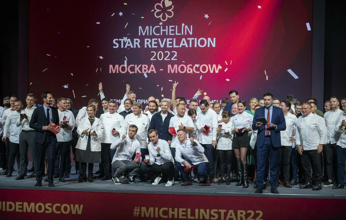 Звезда мишлен это. Гид Мишлен в Москве 2021. Рестораны со звездами Мишлен в Москве. Гид Мишлен Москва 2022. Рестораны со звездами Мишлен в России