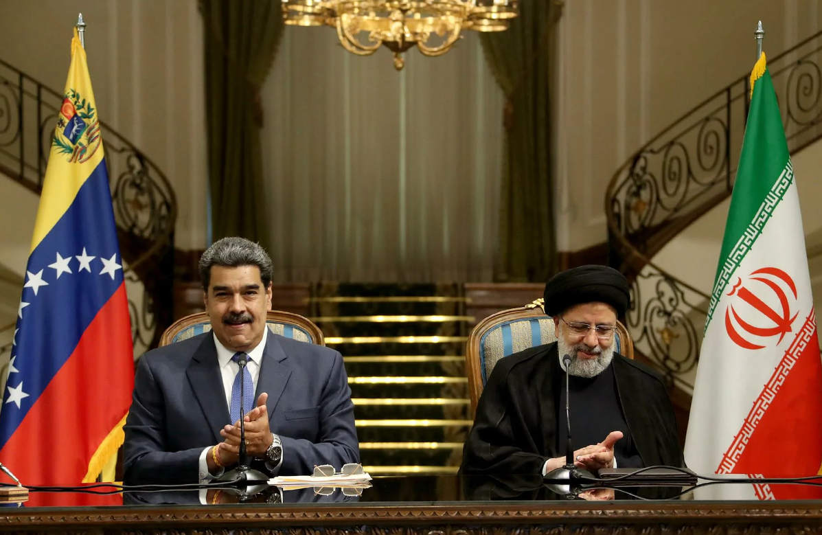 Последние новости про иран. Ибрахим раиси и Николас Мадуро. Иран Венесуэла. Ибрахим раиси 2022.