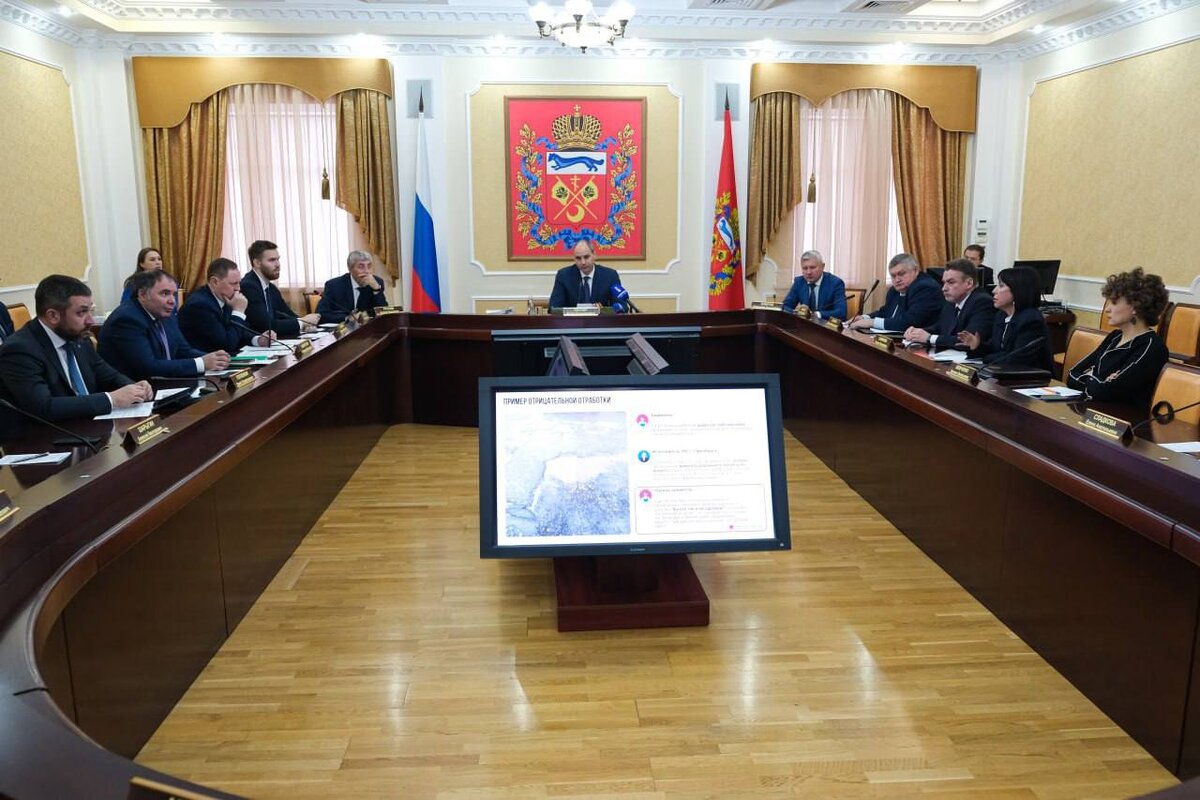    Елена Сладкова доложила об исполнении новых мер поддержки бойцов-контрактников Андрей Севостьянов