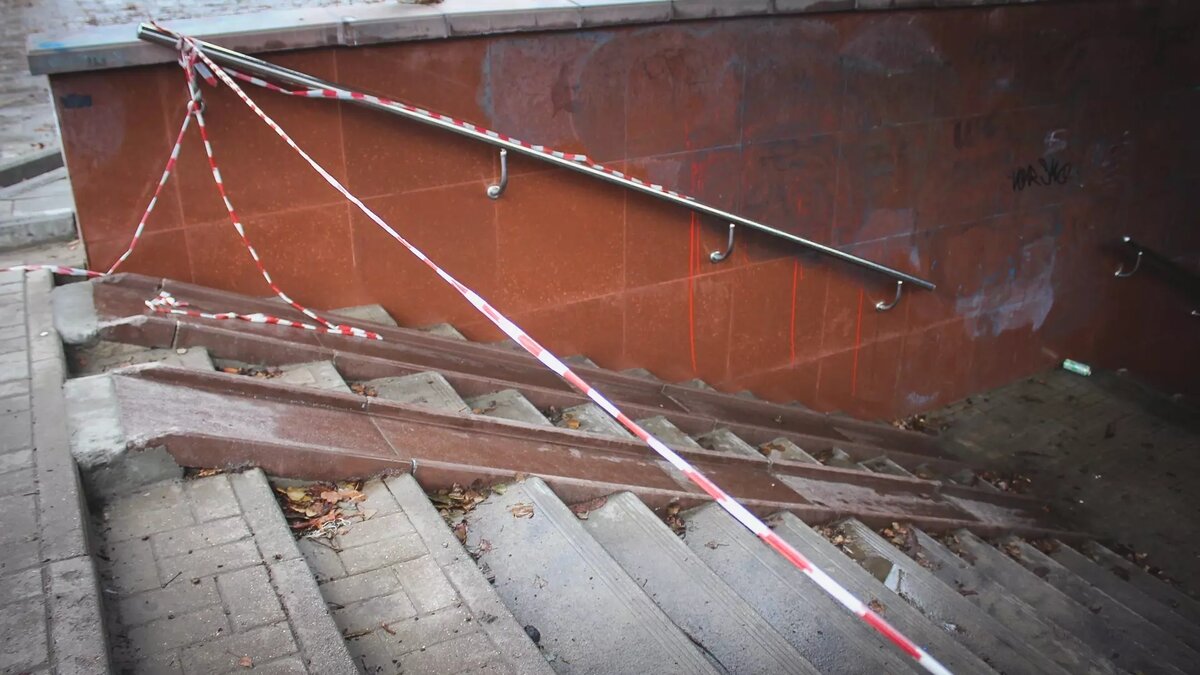     Чиновники Ижевска не теряют надежды и вновь объявляют тендер на ремонт подземного пешеходного перехода рядом с УдГУ.