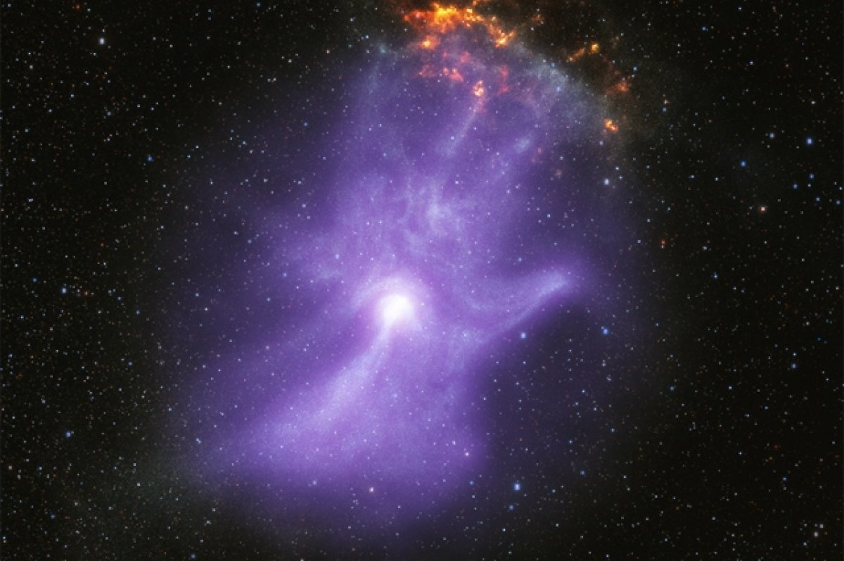    NASA опубликовало снимок облака частиц в виде призрачной руки