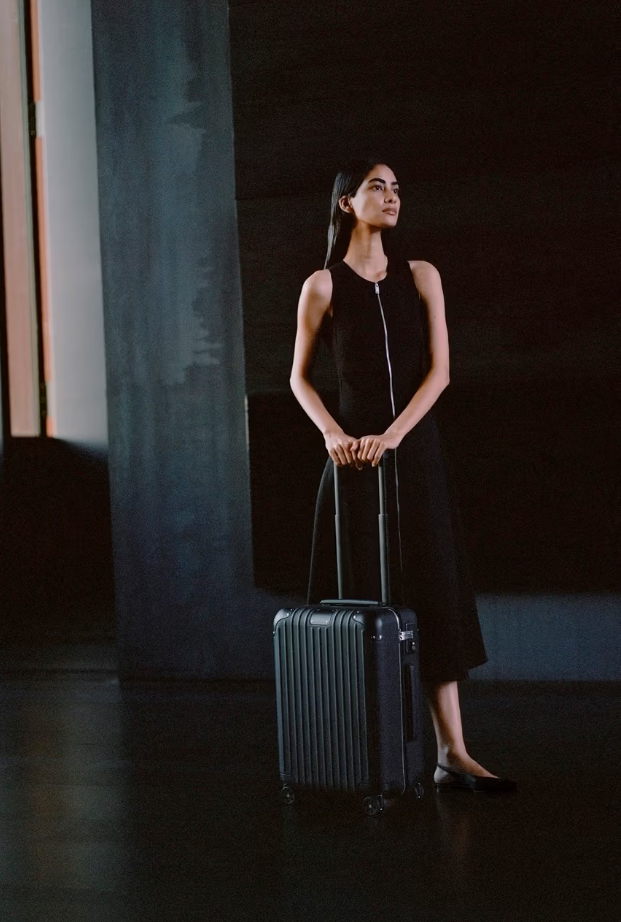    Бренд Rimowa выпустил коллекцию кожаных чемоданов Distinct (фото 3)