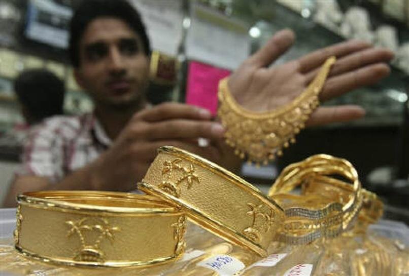Индия одна из стран, которые (как и Египет) пытается вытащить из Запада не только своё золото, но и украденные артефакты (12 450 единиц по последней переписи)