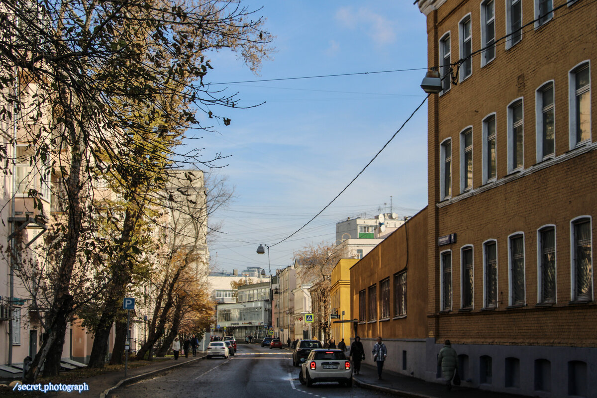 Товарищеский переулок