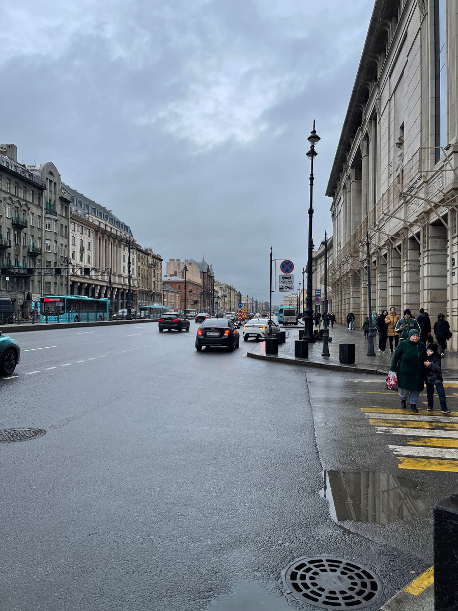 Серо, пасмурно, мрачно