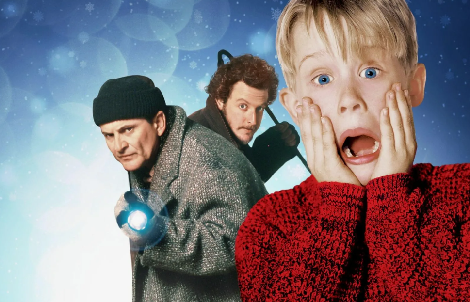 Один дома с переводом 90 х. Один дома / Home Alone (1990). Один дома фильм 1990 1 часть. Маколей Калкин один дома Постер. Один дома фильм 1990 Постер.