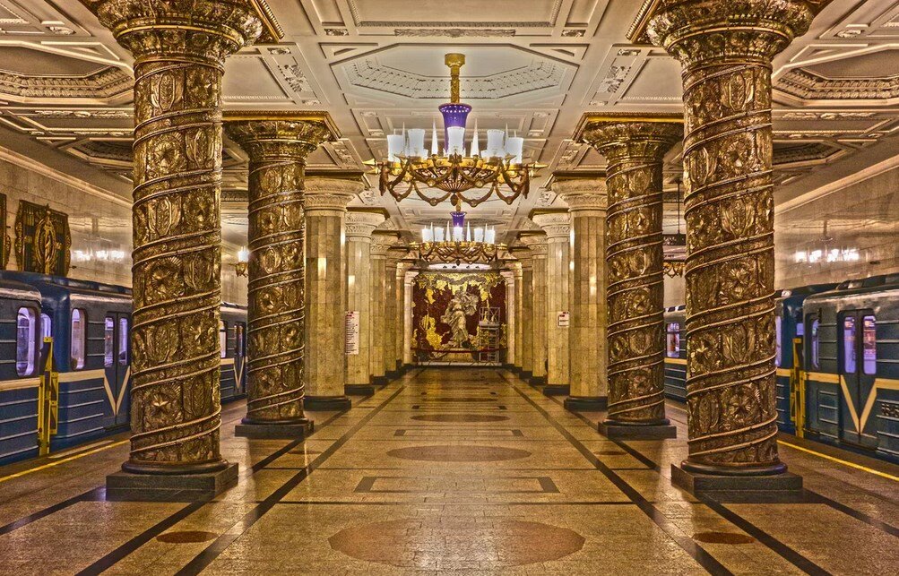 Метрополитен Санкт - Петербурга. Фото из открытого источника.