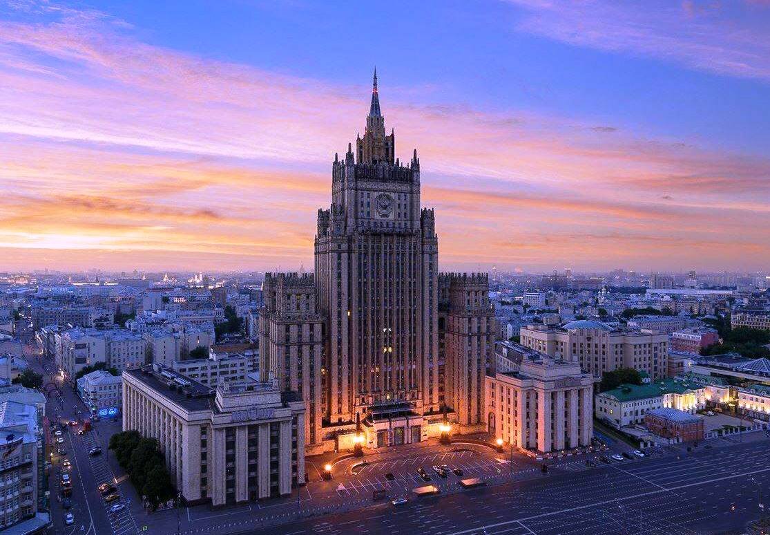 Иностранных дел. МИД России. Фото МИДА В Москве. МИД России лето. МИД России высокого разрешения.