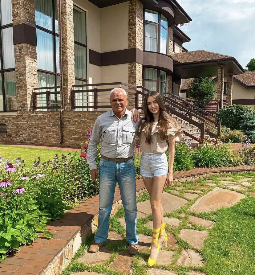 Листайте вправо, чтобы увидеть больше изображений