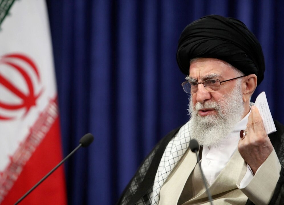    Хаменеи призвал мусульманские страны остановить поставки нефти и продовольствия в Израиль