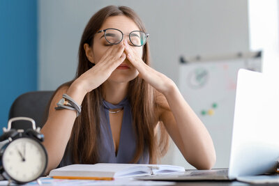    Усталость на работе © Adobe Stock