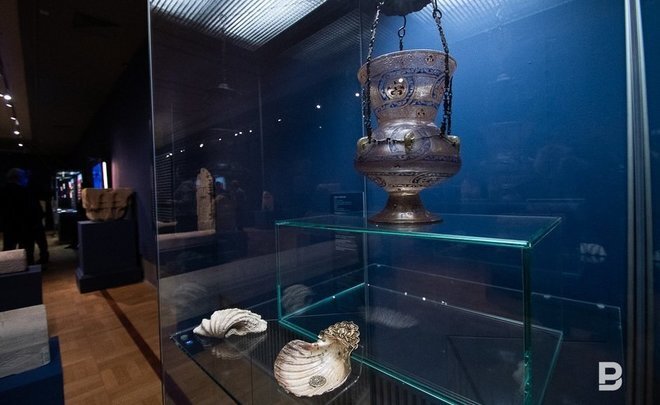 Фото: мамлюкская стеклянная лампа. Золотая Орда, XIV в./realnoevremya.ru/Максим Платонов