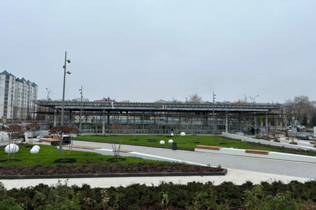    Обновление входной группы парка Горького завершат в ноябре