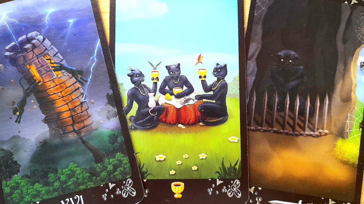 По судьбе? Триплет расклада Таро