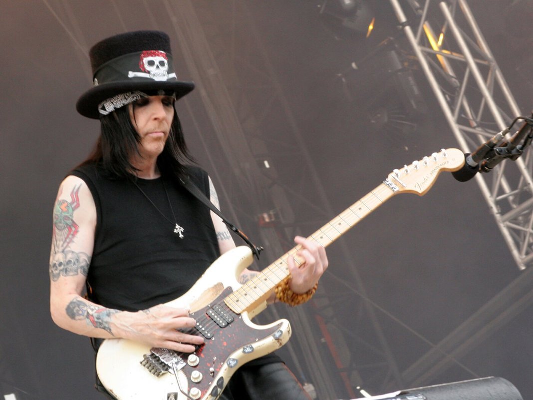 MICK MARS: «НУЖНО ИГРАТЬ В НОВЫЕ ИГРЫ» | Слова и музыка Матецкого | Дзен