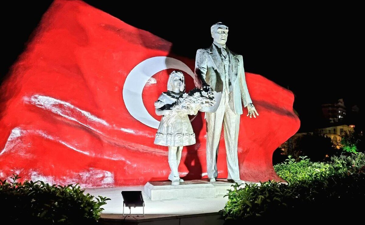 Анталия. Фото: Марина Чеботаева