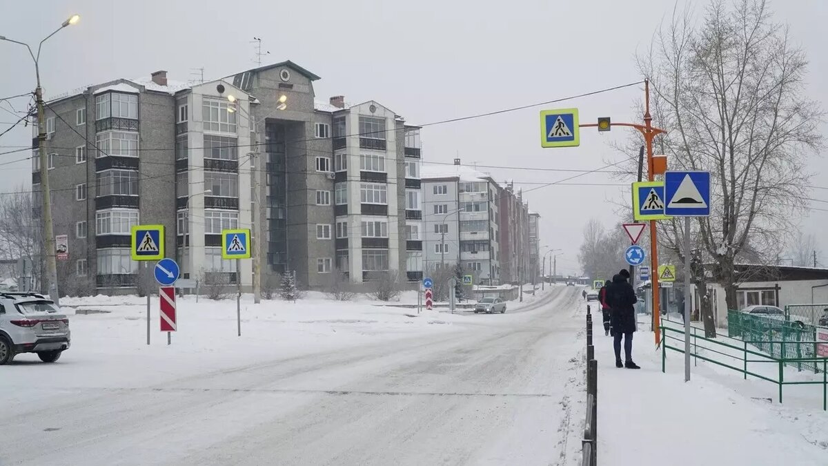     Суд удовлетворил иск прокуратуры с требованием обеспечить жилые микрорайоны Красноярска необходимым количеством школ и детских садов.
