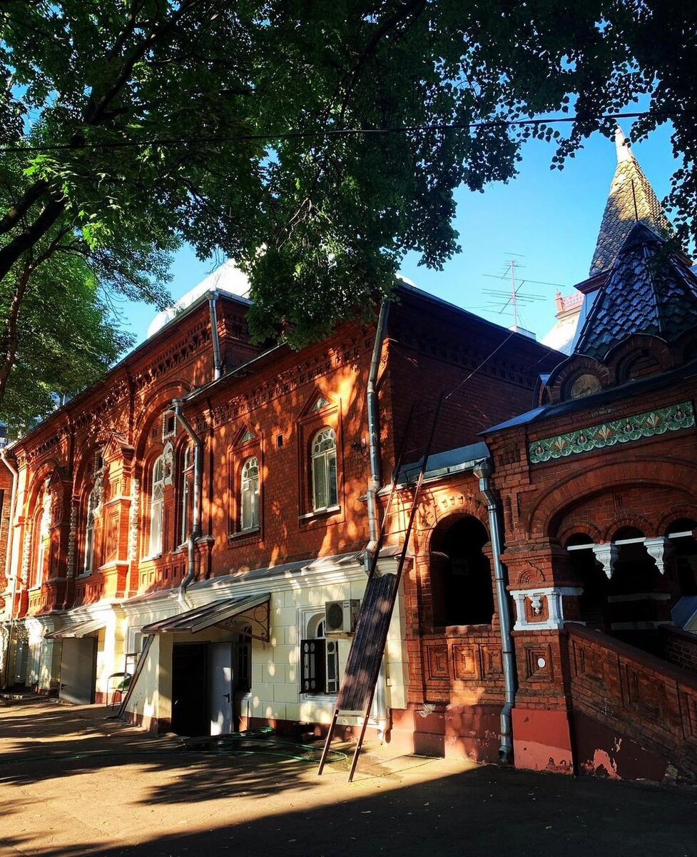 Дом П.И. Щукина, сейчас Биологический музей им. Тимирязева © "Покажу Москву"