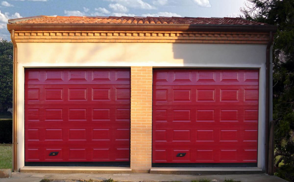 Почему бы не добавить красок и сделать свои ворота яркими?