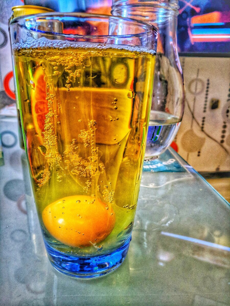 Фото из открытых источников и, вероятно, из бара.