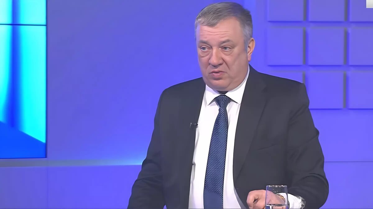     Московская прокуратура проверит высказывания депутата Госдумы от «Единой России» Андрея Гурулёва об уничтожении граждан России, которые не разделяют политику власти. Проверка начата по заявлению депутата Законодательного собрания Санкт-Петербурга («Яблоко») Бориса Вишневского.