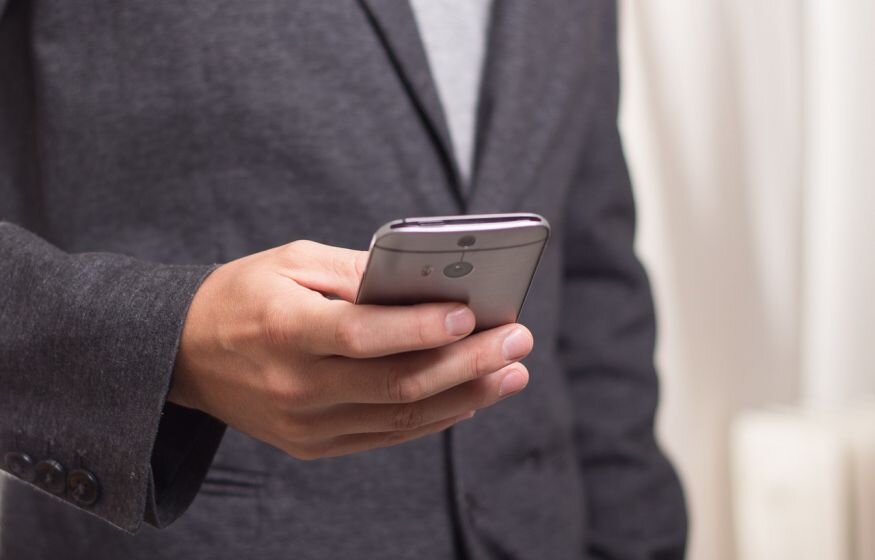    Ученые: частое использование мобильного телефона может нанести вред мужской фертильности