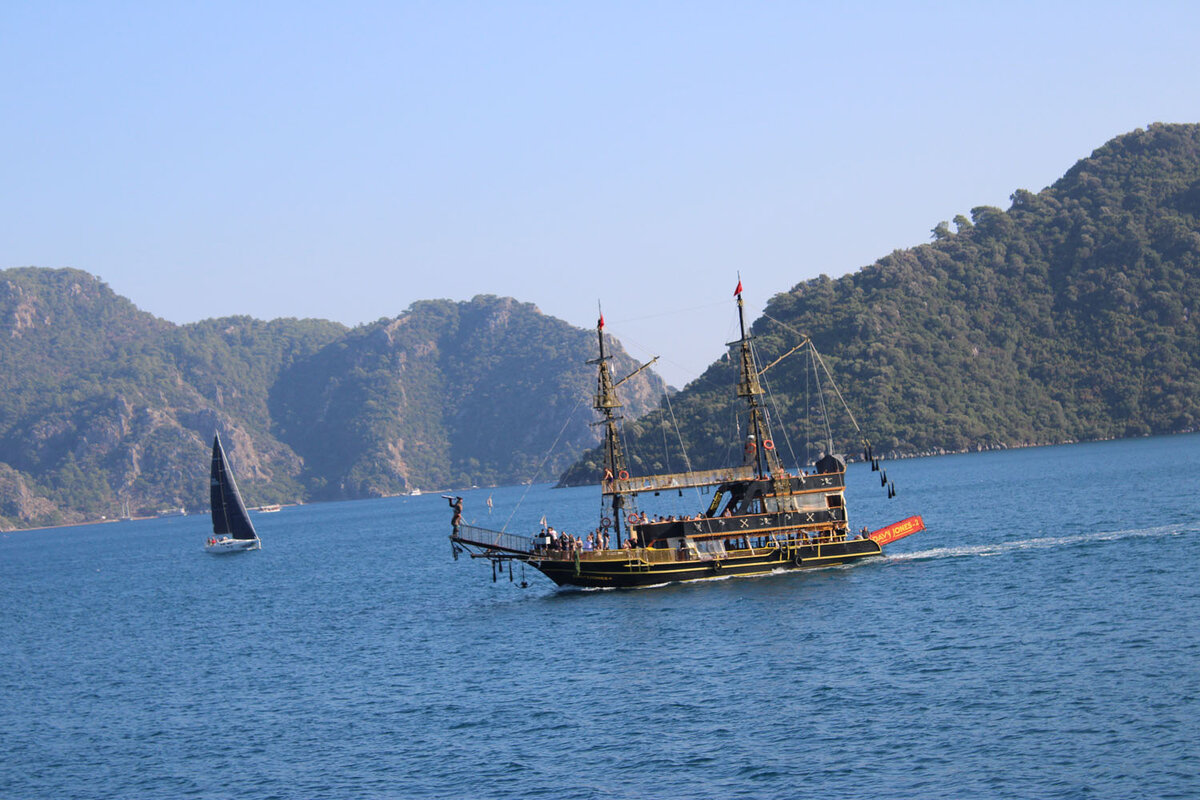 Яхта вот такая