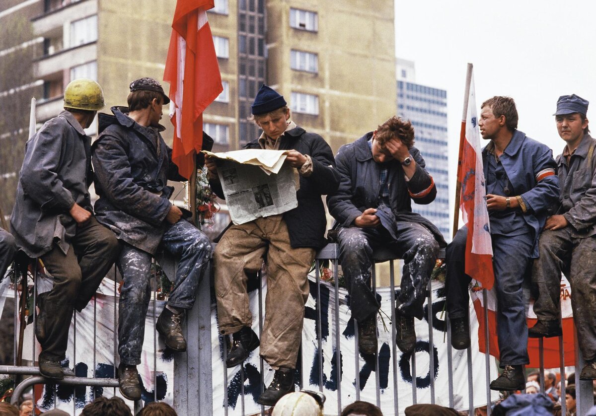 События в польше. Крис Ниденталь фотографии Польши. Польша 1988. Забастовки в Польше 1988 года. Забастовка в Польше 1981.