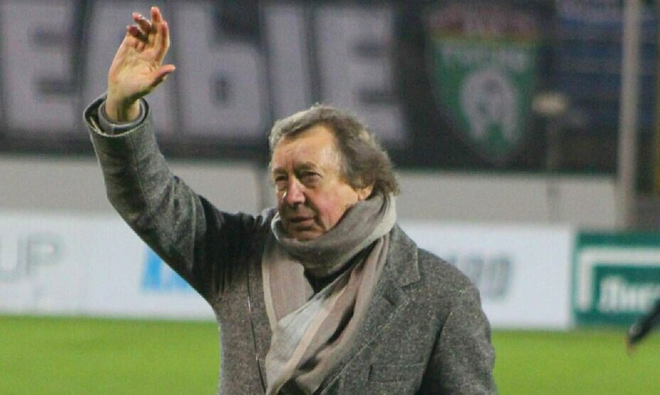    Юрий Семин отдал свой голос игроку «Локомотива». Фото: Global Look Press