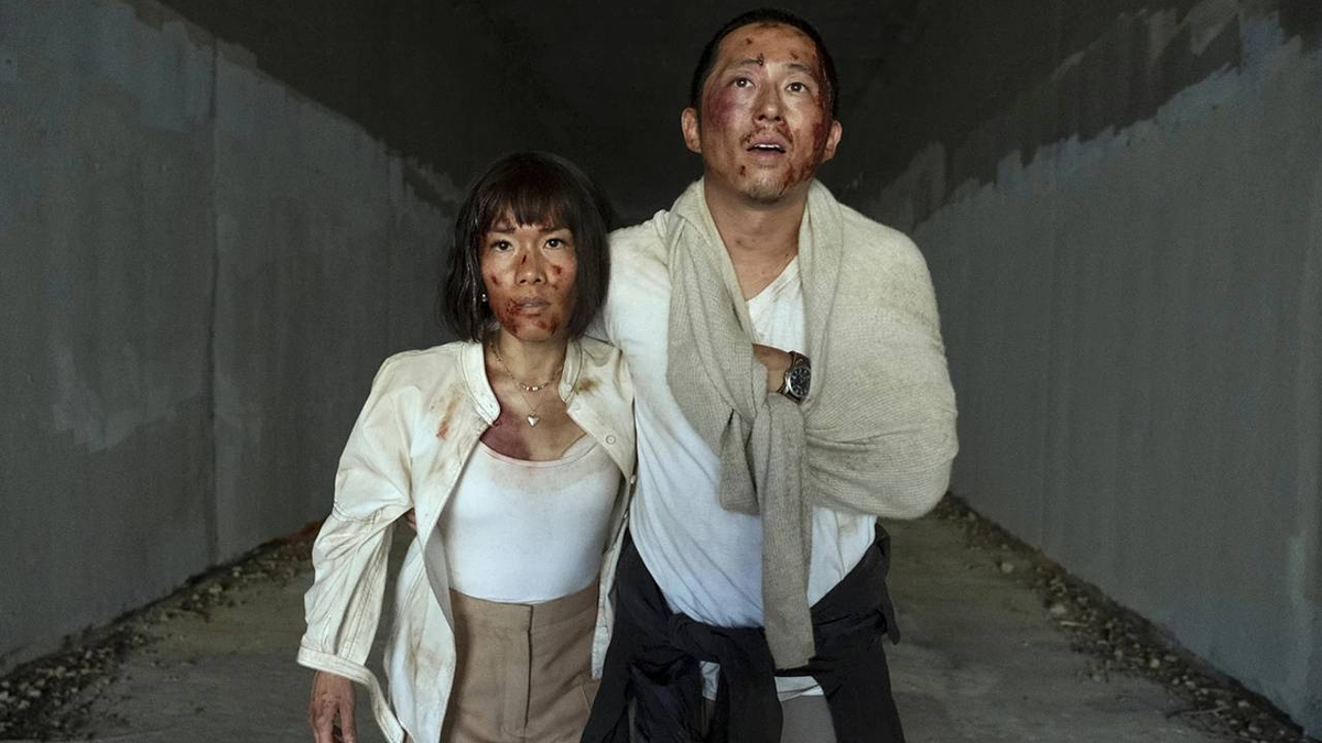 кадр из сериала Грызня. источник https://icdn.lenta.ru/images/2023/05/03/19/20230503193339820/wide_16_9_d0cdaeebe5b050a69c172e18a2092eef.jpg