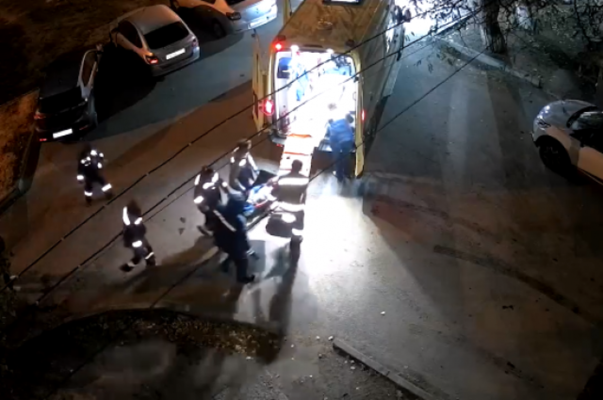    Жестоко избитый 22-летним волгоградцем мужчина скончался в 15-й больнице