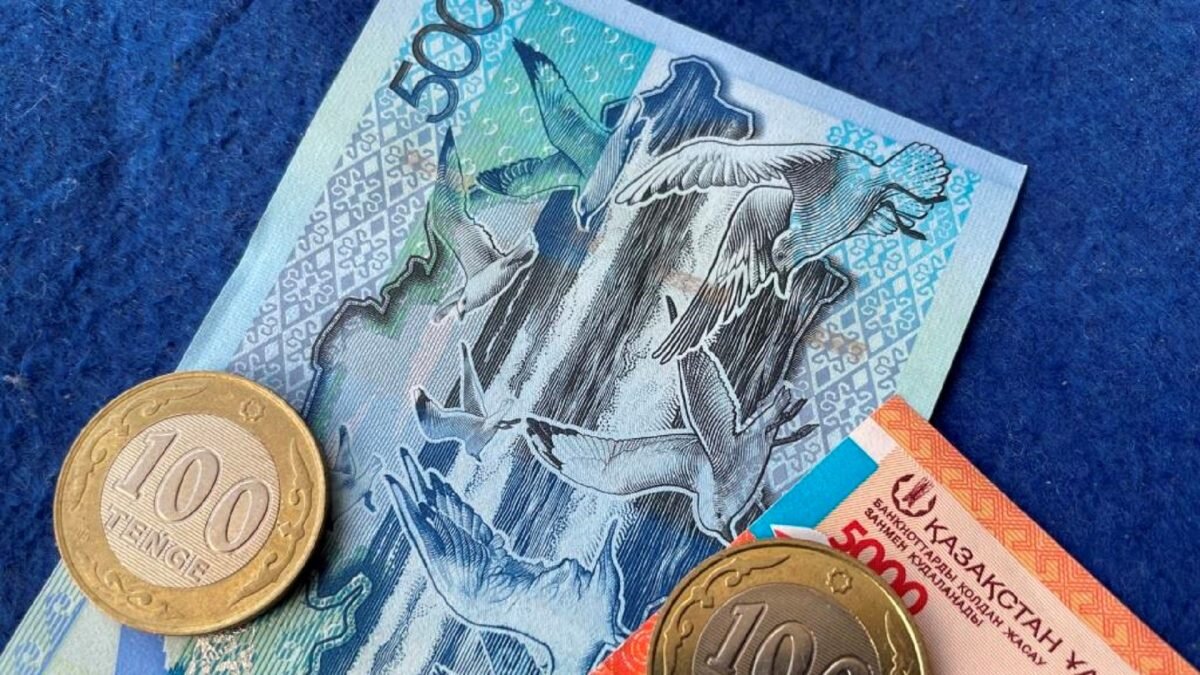    Фото: © Bizmedia.kz. Август Макаров