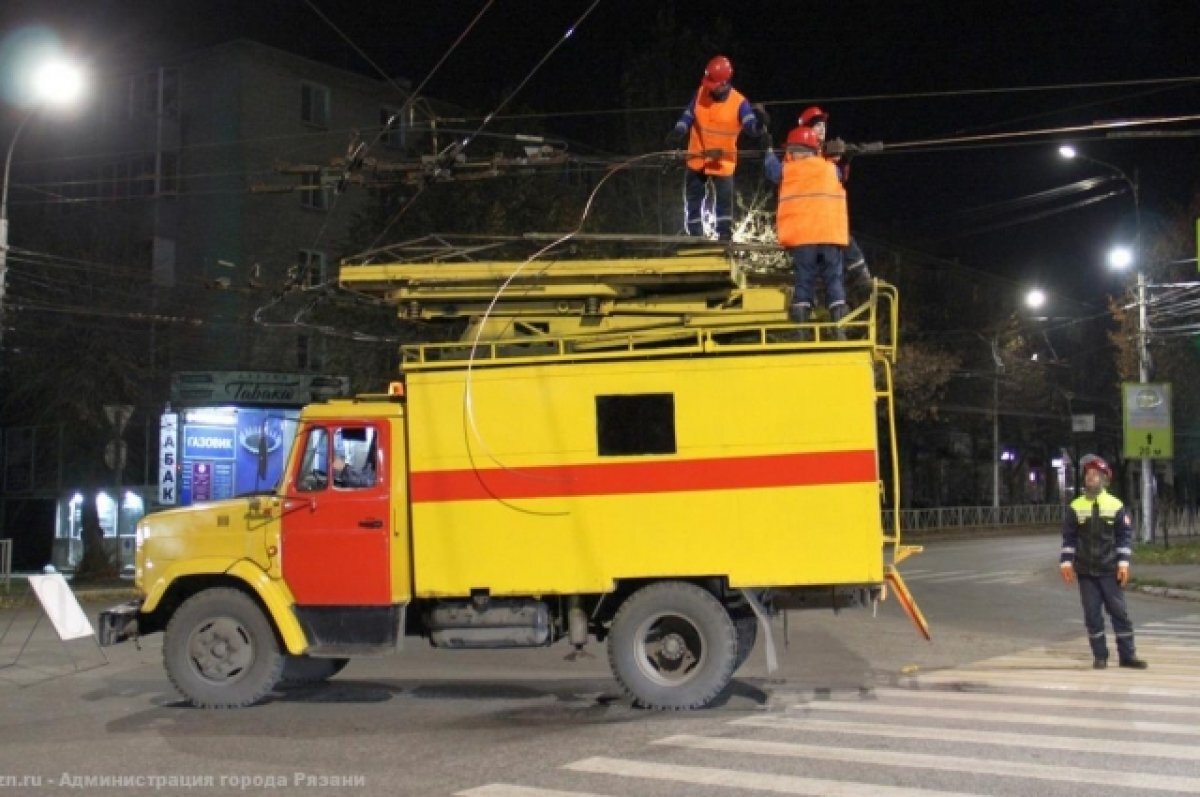    В Рязани проводят ремонтные работы на контактной троллейбусной сети