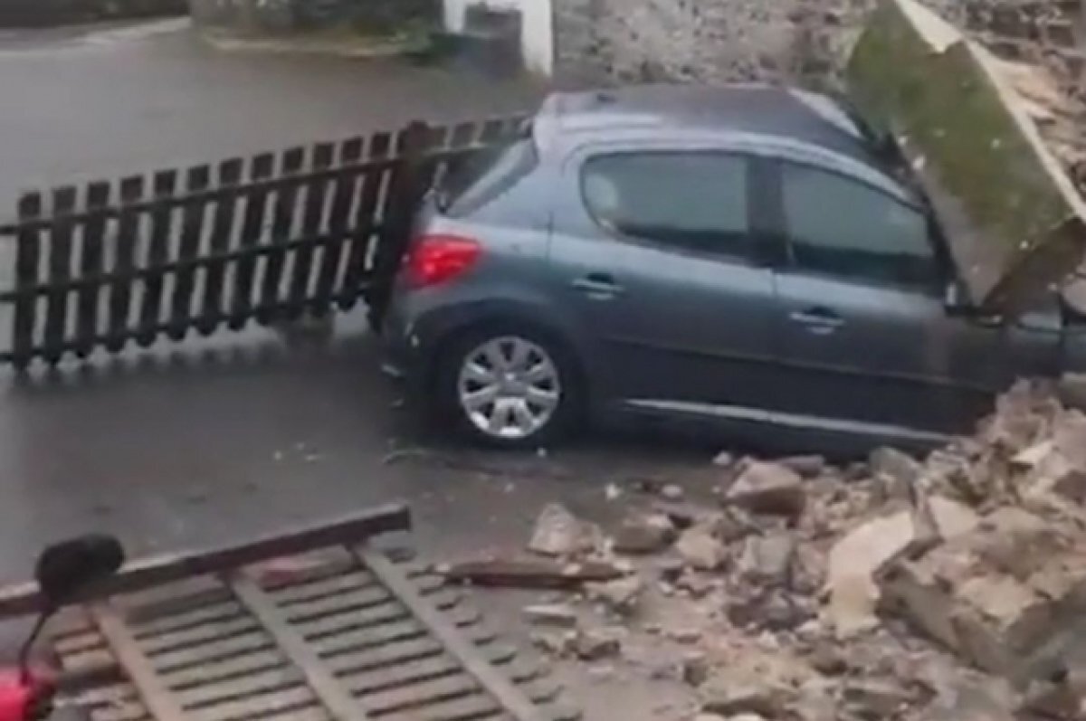    На Великобританию обрушился мощный ураган «Киаран»