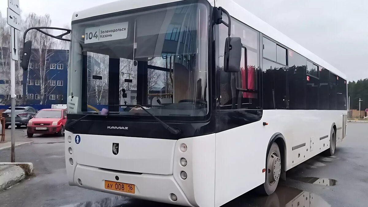     Жители Зеленодольска рассказали об очередном удорожании проезда от Зеленодольска до Казани. Якобы с 1 ноября местное ПАТП повысило цены со 125 до 135 рублей. Об этом горожане пишут в сообществе «Зеленодольск Онлайн».