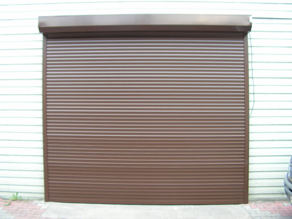 Мы производим рольставни под размер вашего окна или двери