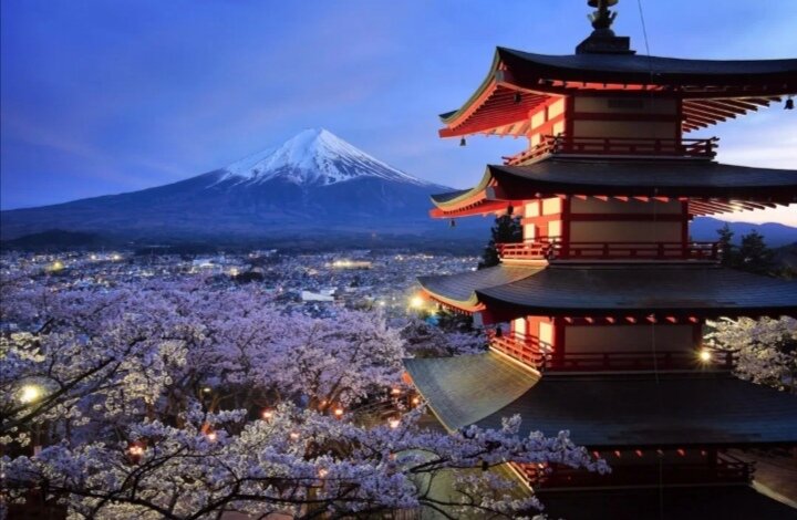 Очень красивая и древняя страна. 