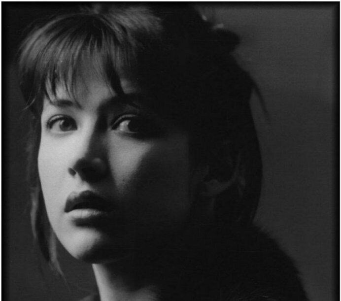 Марина Клёнская в роли Лены Вознесенской.