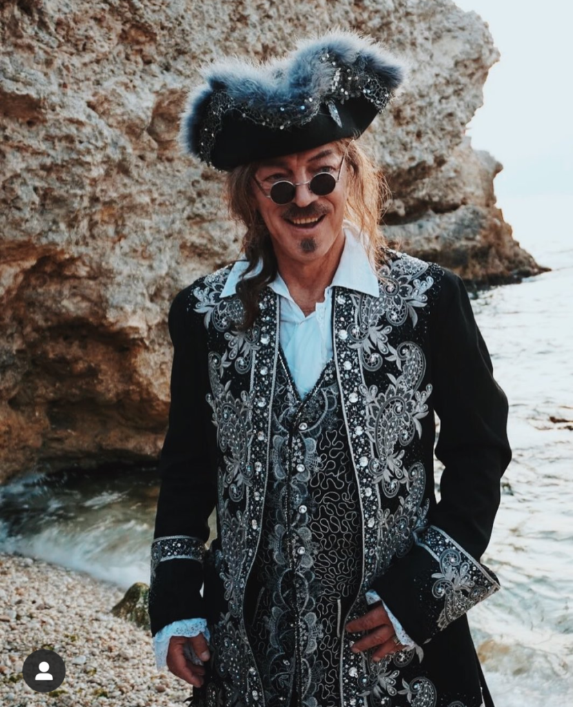 Шевалье де Брильи из к/ф "Гардемарины 1787" 