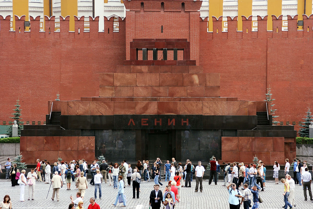 мавзолей ленина внутри на красной площади в москве