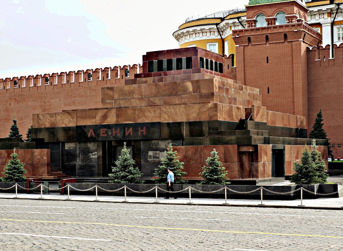 Как сейчас выглядит мавзолей