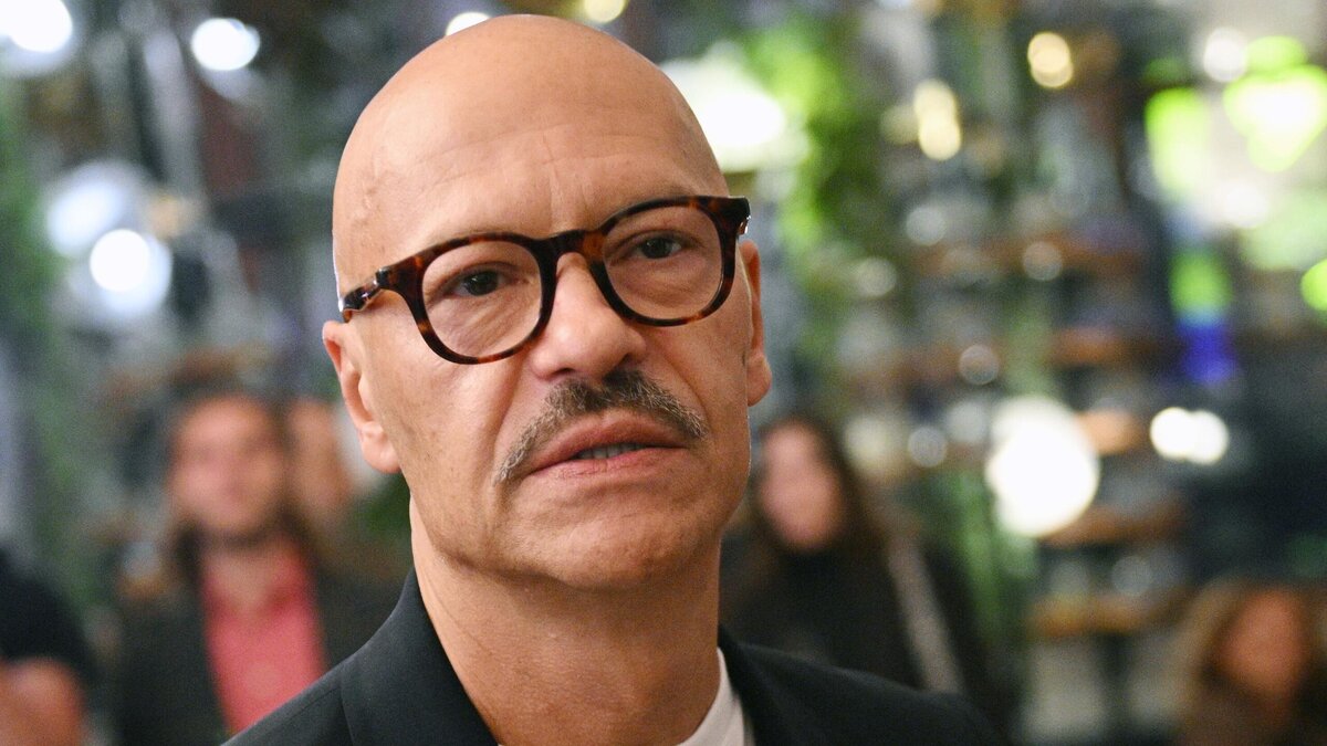    Психолог прокомментировал подлый поступок любвеобильного Бондарчука © РИА Новости / Кирилл Зыков