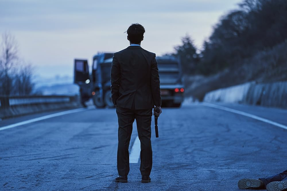 Кадр из фильма Gwigongja. Режиссер: Пак Хун-джон. Оператор: Ким Хон-мок, Щин Тхэ-хо, Ли Тхэ-о. Производство: Goldmoon Film, Next Entertainment World. Показ в России: Кино.Арт.Про