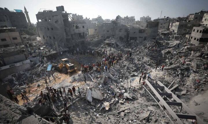 Разрушенные израильскими ударами улицы сектора Газа. Источник: севлайф.ру