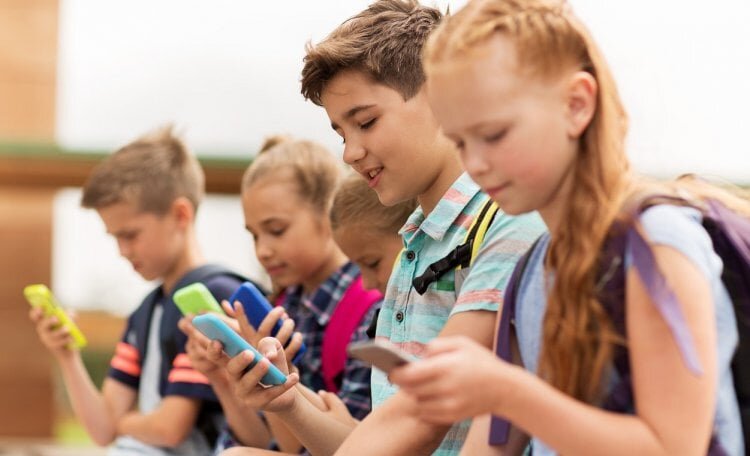    Детский аккаунт позволит контролировать ребенка и действия, совершаемые им на смартфоне