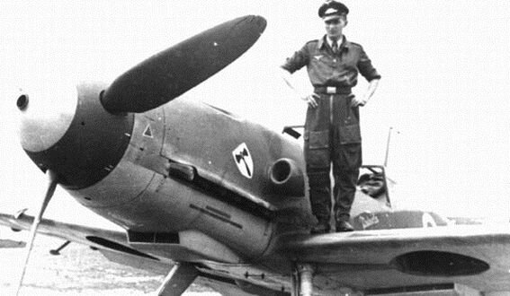 Ас? Или пока еще не ас? Так скоро станет асом, потому что это - Восточный фронт!