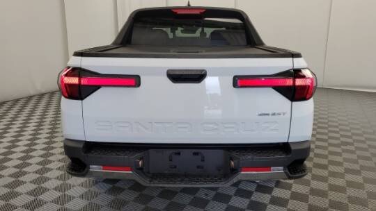 До России добрался необычный пикап от Hyundai. Источник иллюстрации - auto.ru